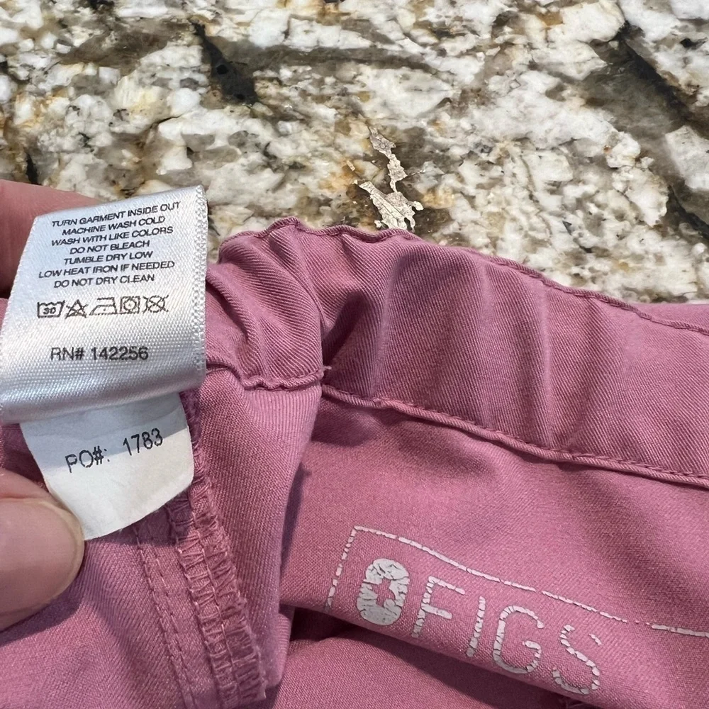 Fig Technical Collection scrub bottom in men’s size XXL. EUC